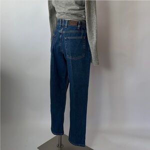 Vintage 90s Y2K L.L. Bean Comfort waist Dark Wash High Waisted Mom Jeans.